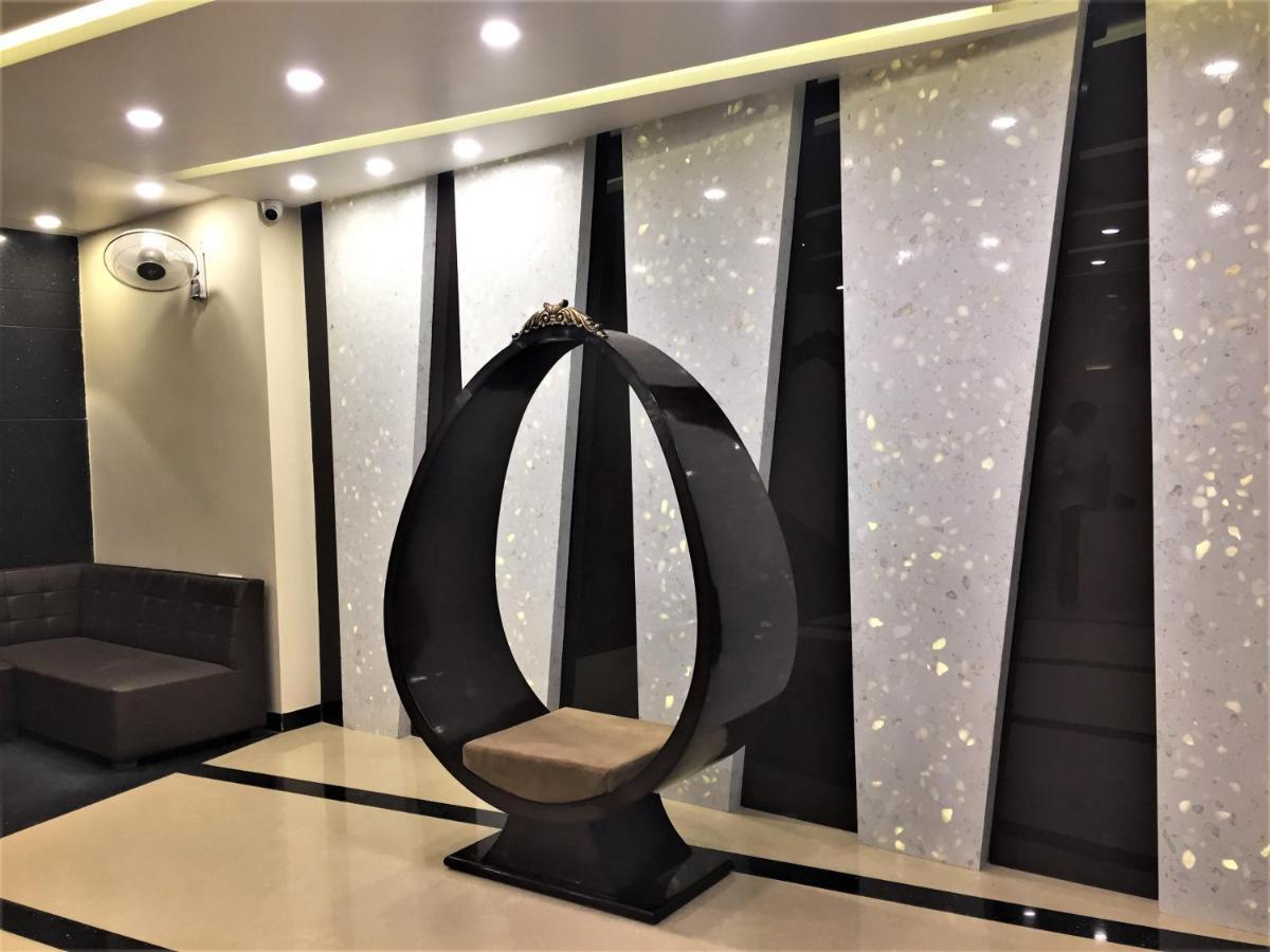 Hotel Bharat โกตา ภายนอก รูปภาพ