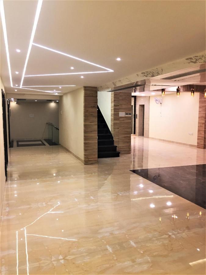 Hotel Bharat โกตา ภายนอก รูปภาพ